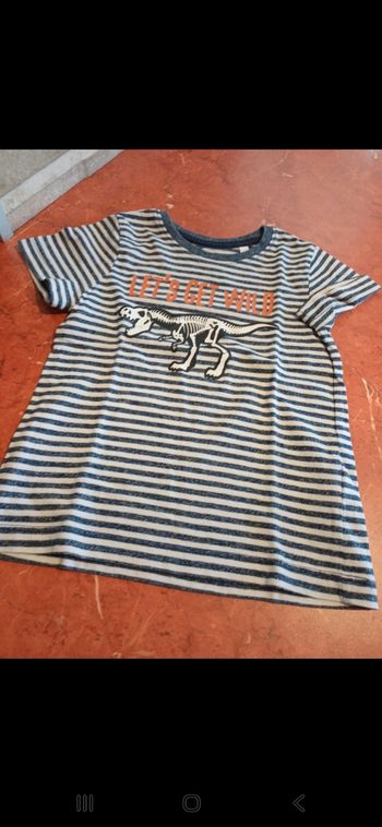 T.shirt garçon taille 4 ans