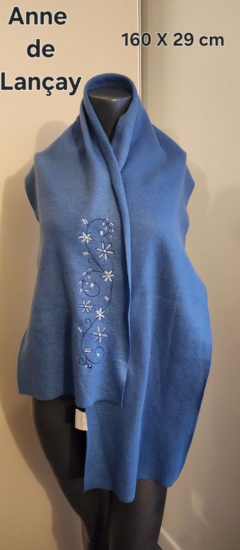 Écharpe femme,  Anne de Lançay 