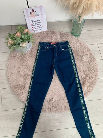 Jean slim follow my way