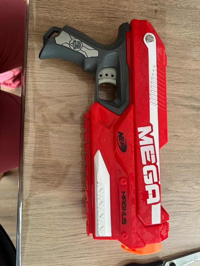 Pistolet mega nerf - photo numéro 2
