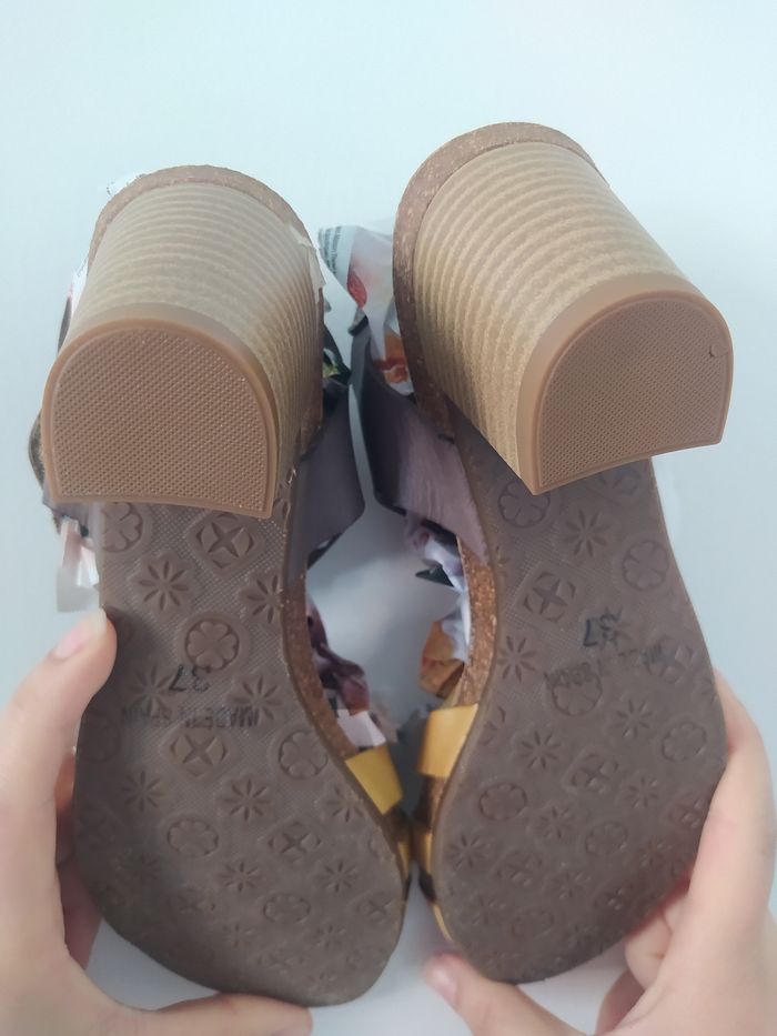 Scandales pieds nue - photo numéro 4