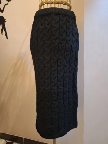 Jupe noire & mailles torsadées