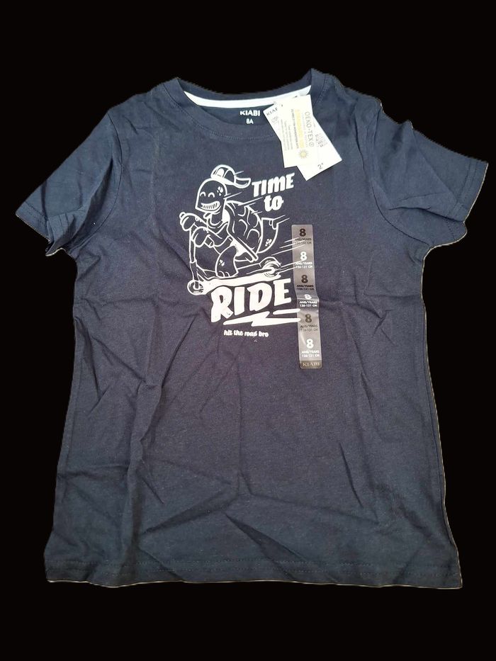 T-shirt manches courtes 8 ans Kiabi NEUF