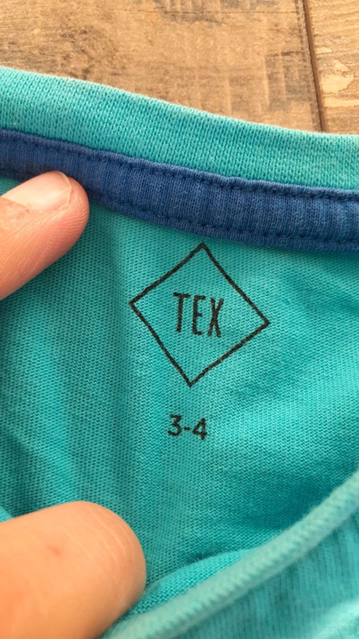 T-shirt tex 3 4 ans en très bon état - photo numéro 2