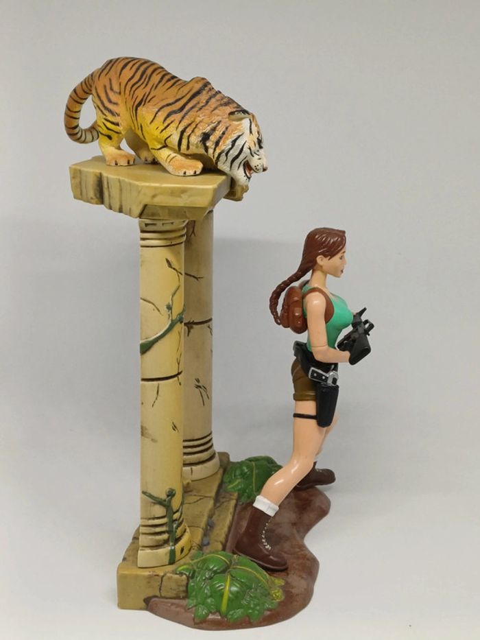 Rare Lara Croft Tomb Raider_Encounters Savage Bengal Tiger Figurine Playmates - photo numéro 5