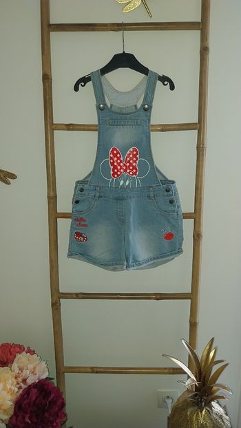 Combishort/ Salopette short DisneyxOrchedtra jean 8 ans Très bon état