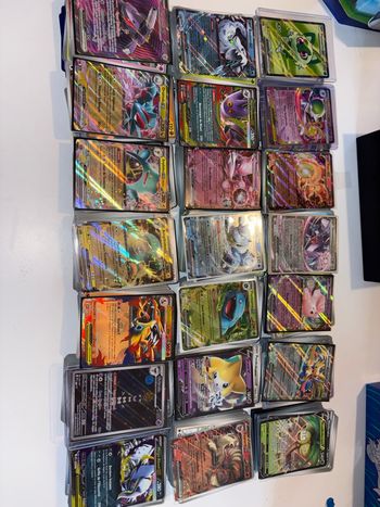 Lot 101 cartes Pokémon FR+ 1 ultra rare 20Holo/Reverse +Sans double 