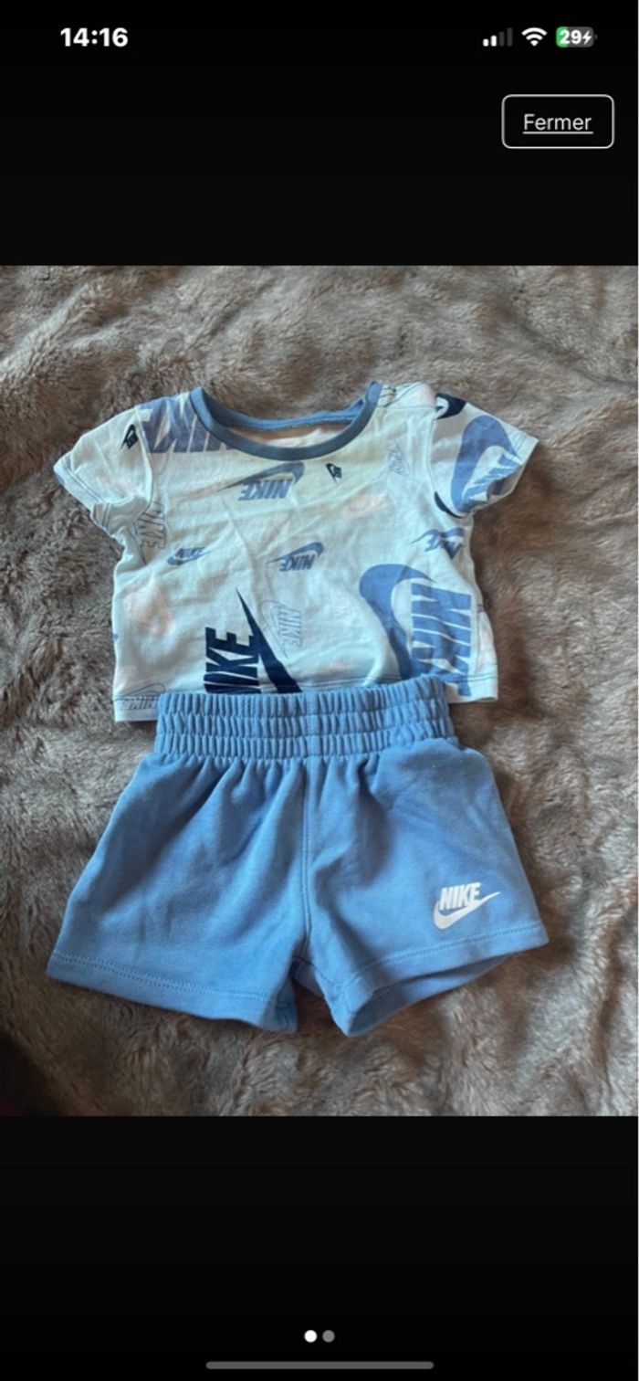 Ensemble nike bebe 0/3 mois neuf