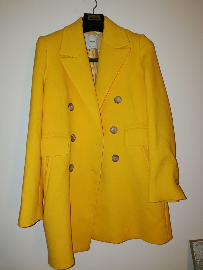 Manteau jaune Mango