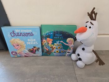 2 livres reine des neiges musicaux et peluche TY Olaf