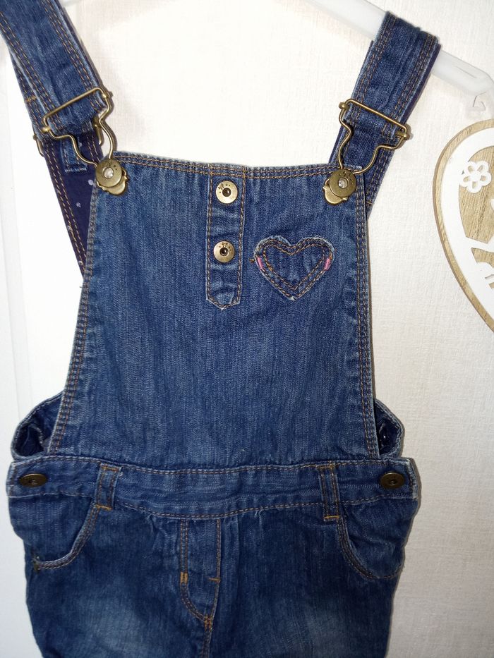 Short salopette en jean kidkanai en 3 ans 94 cm. - photo numéro 3