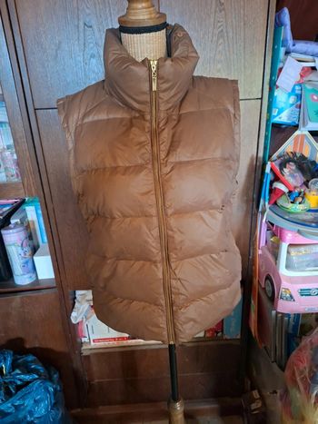 Doudoune capuche  sans manches XL