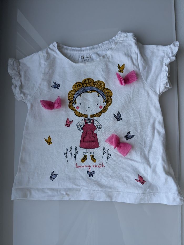🦋 T-shirt bébé fille ZY BabyGirl – Taille 9/12 mois – Motif "Loving Earth"