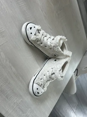 Converse p24