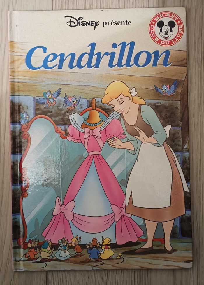 Livre "Cendrillon"