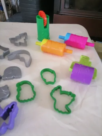 Lot emporte pièces pâté à modeler