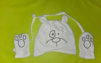 Bonnet avec mouffles
