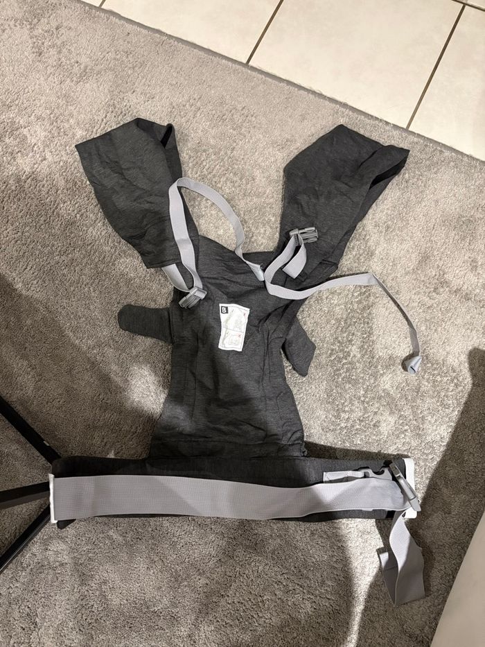 Porte bébé - photo numéro 4