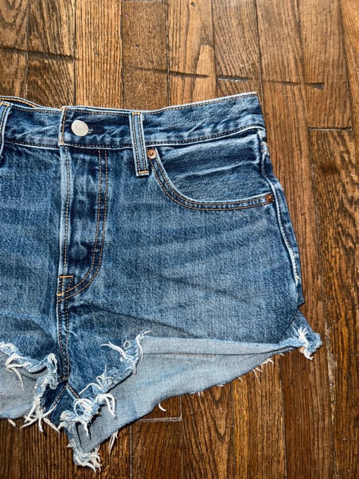 Short Levi’s 501 Taille 28 us - photo numéro 4