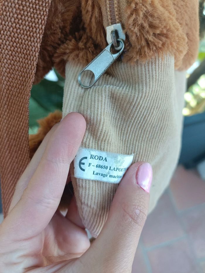 Peluche chien sac à dos pour la rentrée scolaire maternelle de marque Roda - photo numéro 6