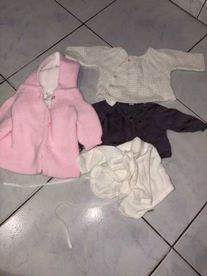 Lot vêtements bébé  fille 1 mois