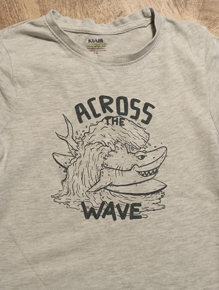 Tee-shirt requin - photo numéro 2