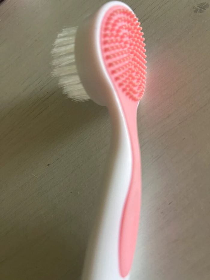 Brosse à visage - photo numéro 2