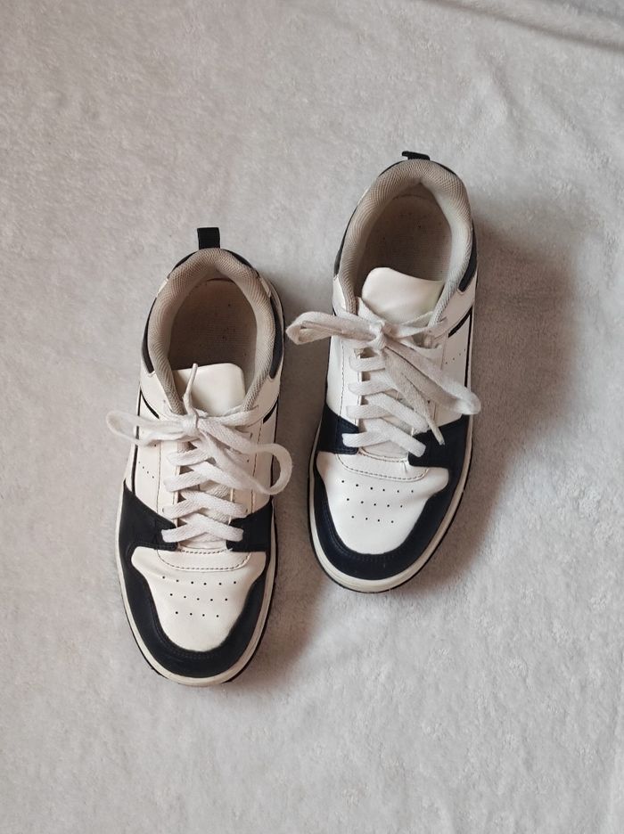 Baskets bicolore taille 38 - photo numéro 4