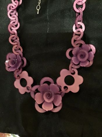 Joli collier floral années 70