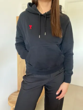 Sweat à capuche noir AMI