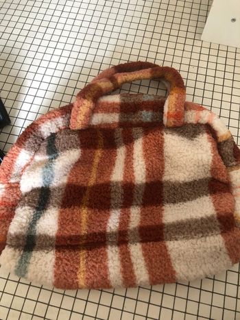 Sac tout doux à carreaux