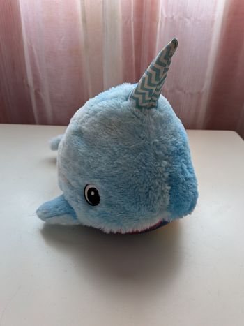 Peluche baleine licorne multicolore 