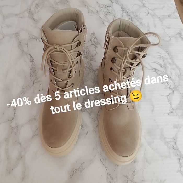 Texto bottines en daim crème beige