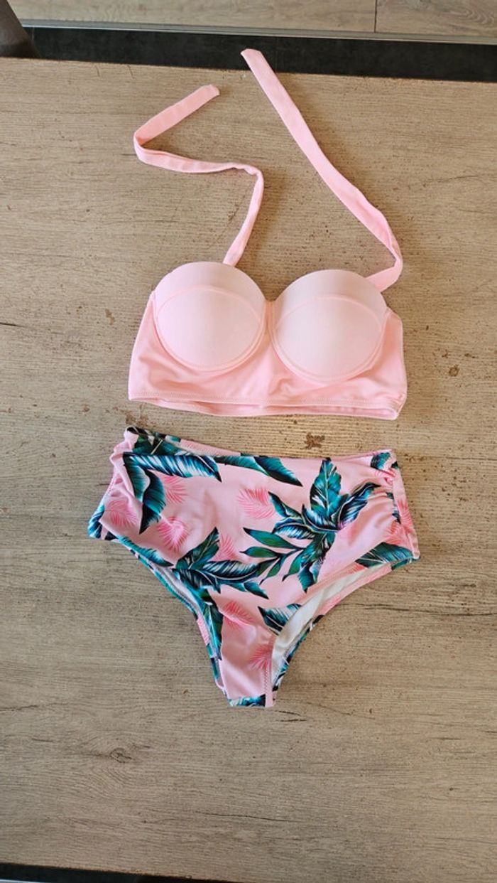 Joli maillot 2 pièces rose, excellent état, S - photo numéro 2
