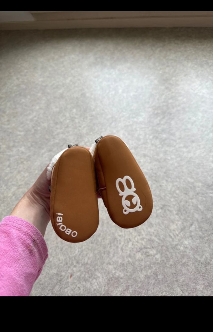 Chaussure bébé - photo numéro 3