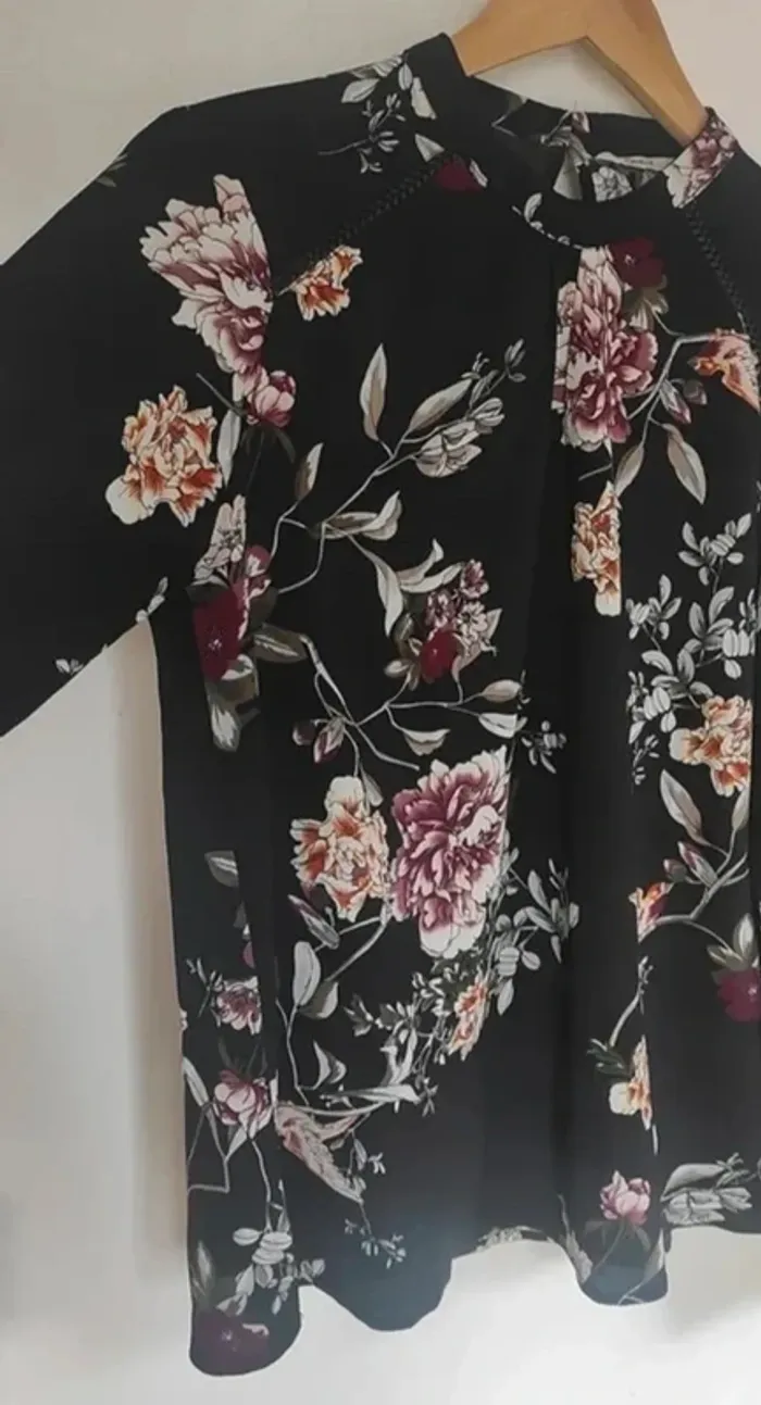 Blouse femme fleuri neuve - photo numéro 4