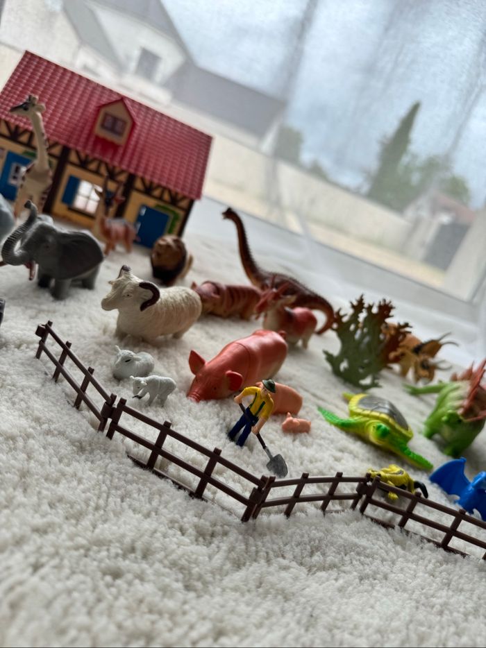 🚜 lot 31jouets animaux de la ferme + ferme + dinosaures et accessoires très bon état - photo numéro 3