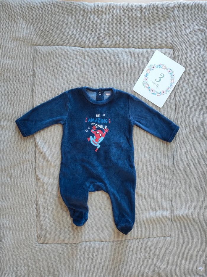 Pyjama Spiderman