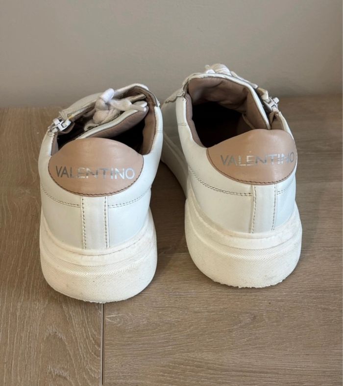 Baskets en cuir Mario Valentino taille 36 - photo numéro 4