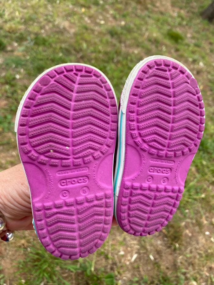 Sandales crocs rose fuschia c5 ou 22 - photo numéro 8