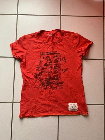 Tee shirt rouge Beneton taille M