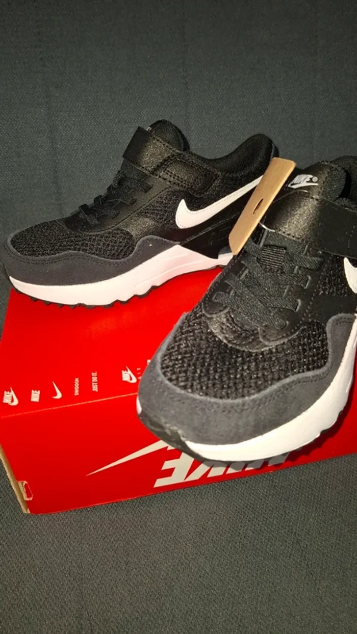 Baskets Air max - photo numéro 3