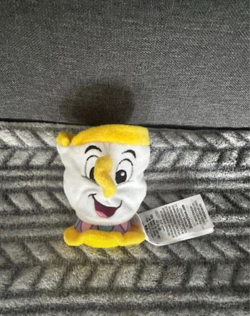 Peluche aimantée zip chip Disneyland Paris la Belle et la bête Disney