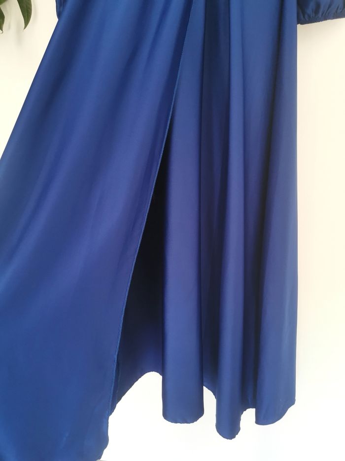 Maxi dress, robe longue satinée bleu roi Émilie Fashion Paris Taille Unique - photo numéro 4