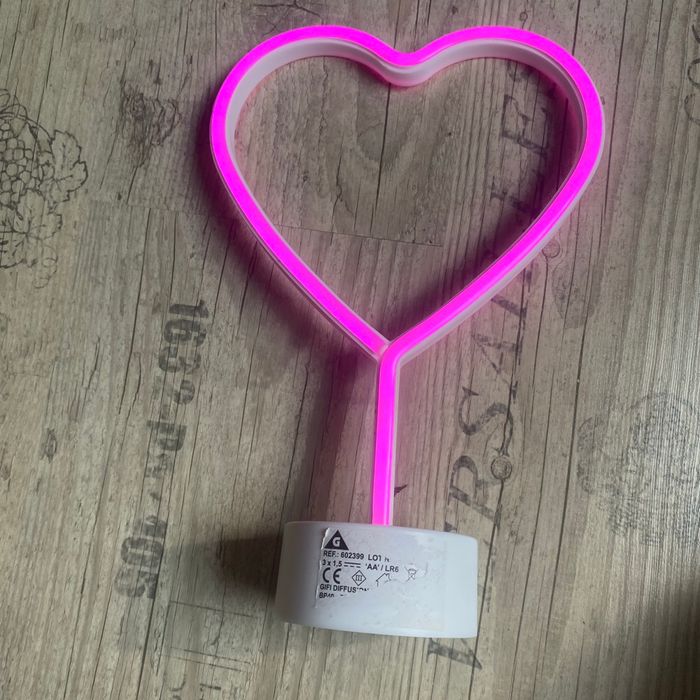 Lampe coeur led à piles - photo numéro 2
