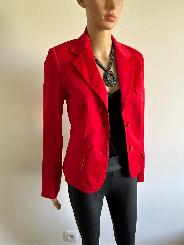 Blazer rouge satiné Mango taille européenne 38 jamais porté - photo numéro 2