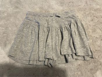 Jupe short grise - Zara girls - 5/6 ans