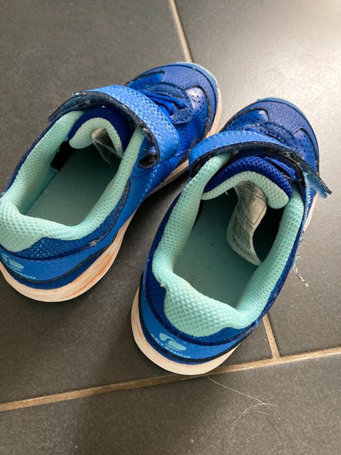 Basket Décathlon pointure 28 - photo numéro 2