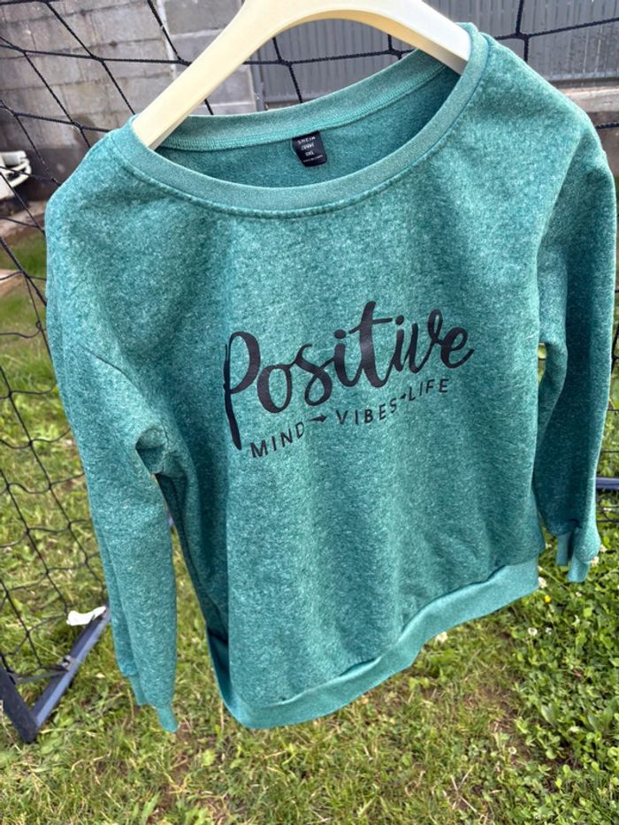 Sweatshirt Shein Curve Vert Imprimé "Positive Mind Vibes Life" - Taille 0XL