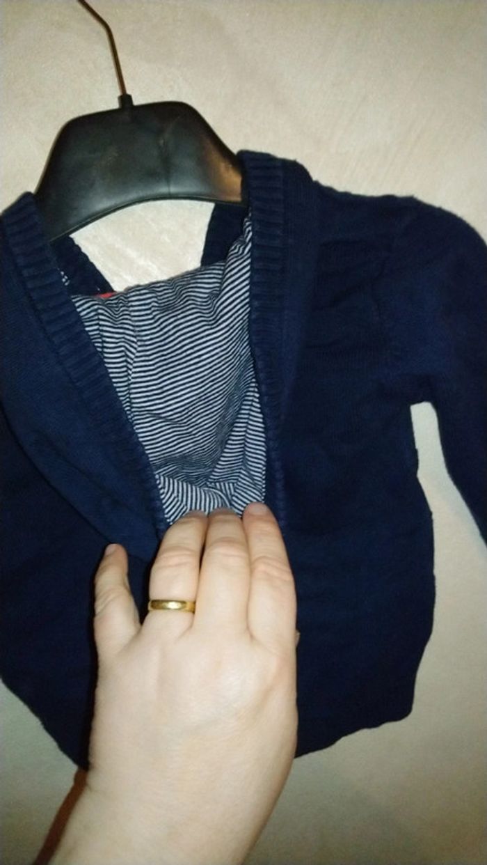 Pull à capuche Gemo 18 mois en très bon état - photo numéro 7